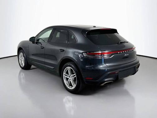 Volcano Grey Metallic 2022 Porsche Macan