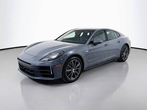 2025 Porsche Panamera 