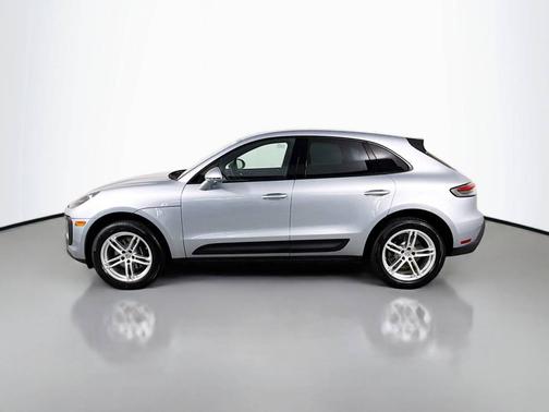 2025 Porsche Macan 