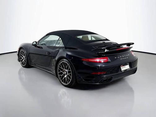 Jet Black Metallic 2015 Porsche 911