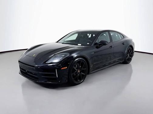 Jet Black Metallic 2025 Porsche Panamera