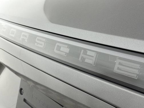 2021 Porsche Cayenne 