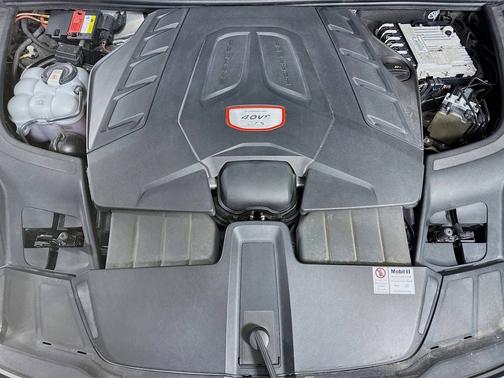 2021 Porsche Cayenne 