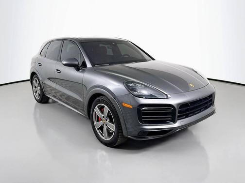 2021 Porsche Cayenne 