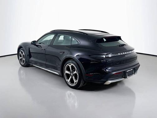 2024 Porsche Taycan 