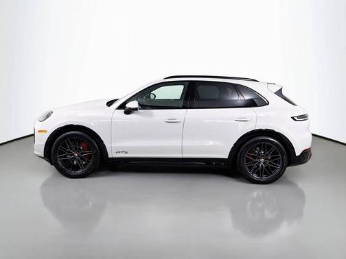Chalk 2026 Porsche Cayenne
