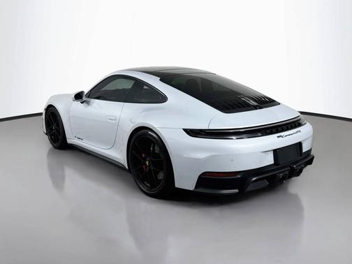 Ice Grey Metallic 2025 Porsche 911