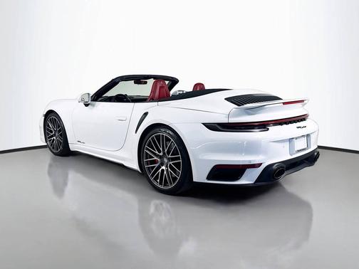 2022 Porsche 911 