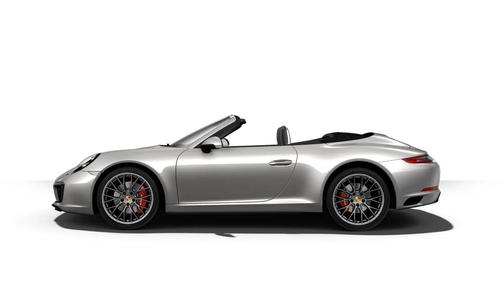 GT-Silver Metallic 2017 Porsche 911