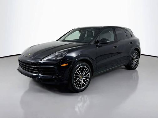 Jet Black Metallic 2020 Porsche Cayenne