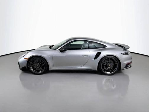 GT Silver Metallic 2025 Porsche 911