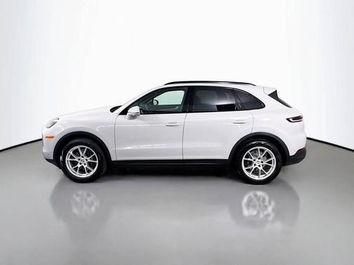 Chalk 2026 Porsche Cayenne