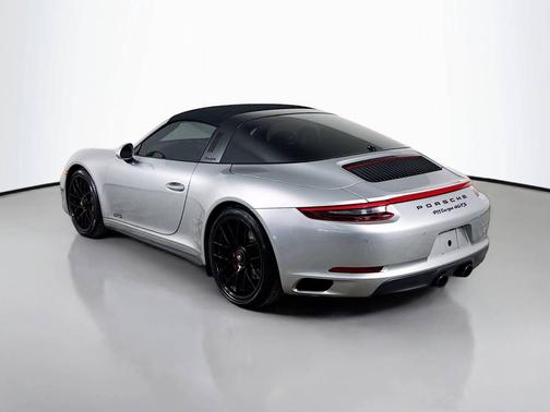 2019 Porsche 911 