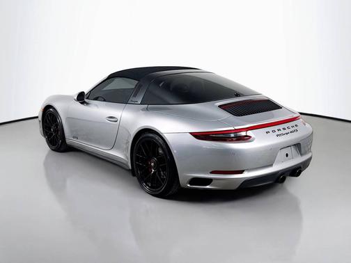 2019 Porsche 911 