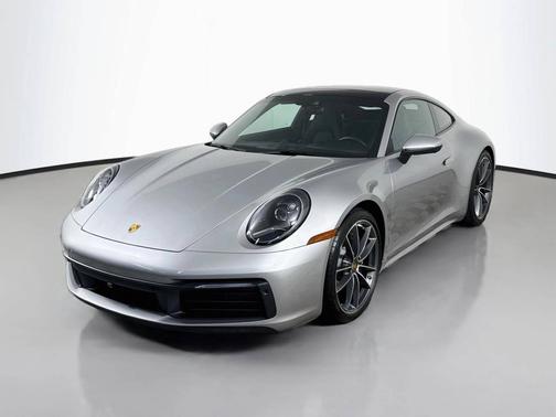 GT-Silver Metallic 2022 Porsche 911