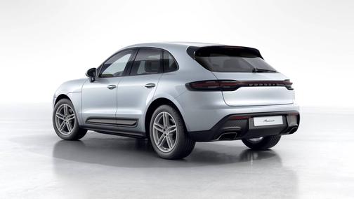 Dolomite Silver Metallic 2022 Porsche Macan