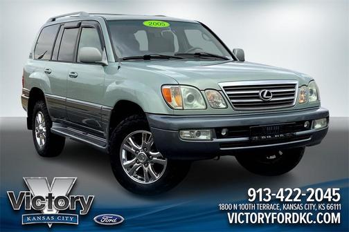 Photo 1 of 35 of 2005 Lexus LX 470
