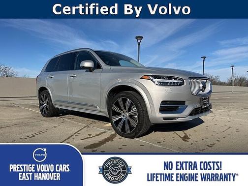 2024 Volvo XC90 T8 Ultimate Bright 7-Seater