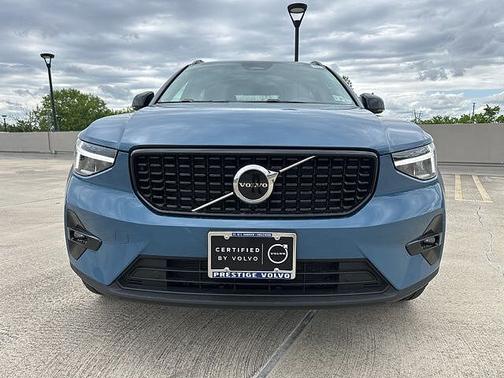 Fjord Blue 2023 Volvo XC40 Plus