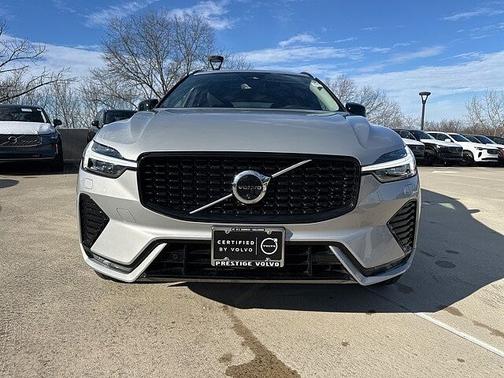 2025 Volvo XC60 Plus