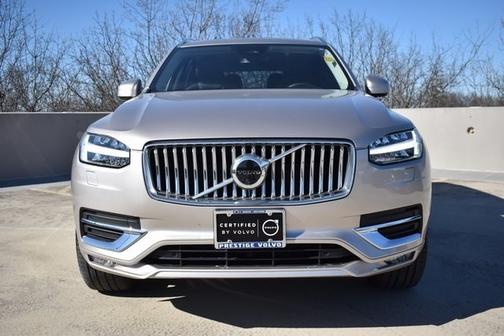 2023 Volvo XC90 B6 AWD Plus 7-Seater