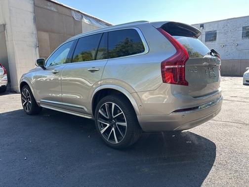 2024 Volvo XC90 B6 Plus Bright 7-Seater