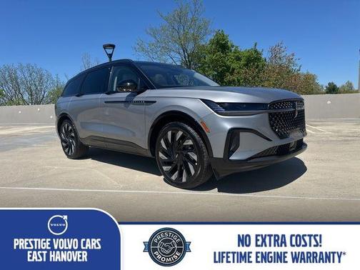 Gray Metallic 2025 Lincoln Nautilus Reserve