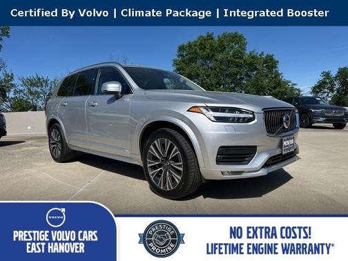 2022 Volvo XC90 T6 AWD Momentum 7 Seater