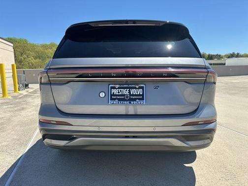 Gray Metallic 2025 Lincoln Nautilus Reserve