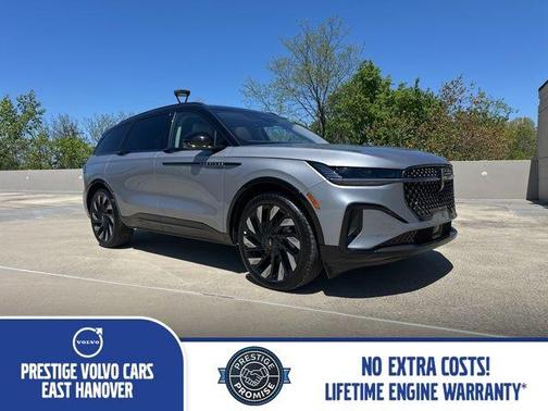 Gray Metallic 2025 Lincoln Nautilus Reserve