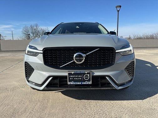 2025 Volvo XC60 Plus