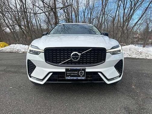 2023 Volvo XC60 Plus