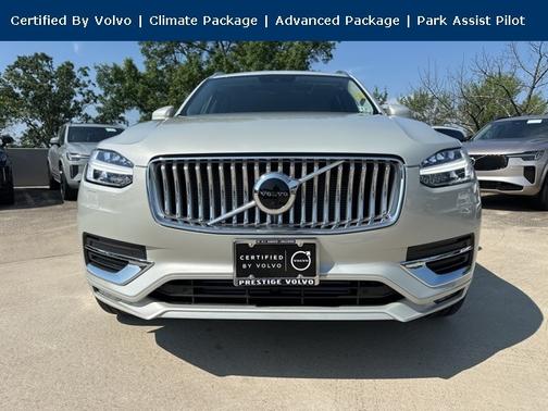 2022 Volvo XC90 T6 AWD Inscription 6 Seater