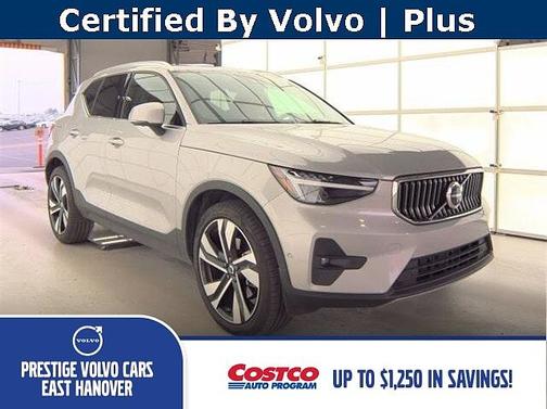 2025 Volvo XC40 Plus