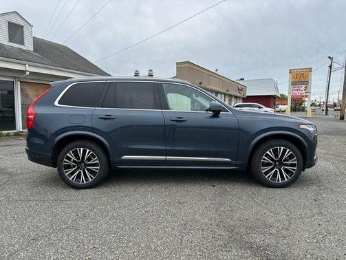 Denim Blue Metallic 2024 Volvo XC90 Recharge Plug-In Hybrid T8 Plus 6 Passenger