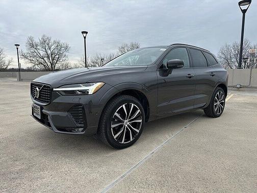 2025 Volvo XC60 Plus