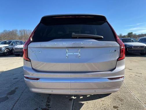 Silver 2026 Volvo XC90 B6 Plus 7-Seater