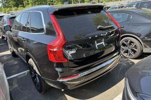 Onyx Black Metallic 2024 Volvo XC90 B6 Plus Bright Theme 7-Seater