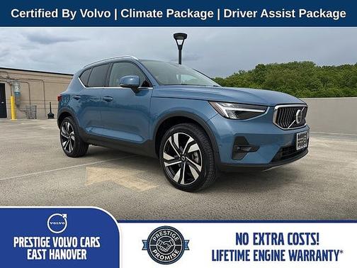 Fjord Blue 2023 Volvo XC40 B5 AWD Plus Bright