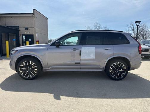 Silver 2026 Volvo XC90 B6 Ultra Dark Theme 6-Seater