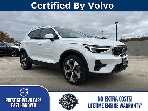 2025 Volvo XC40 Plus