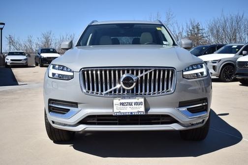 2024 Volvo XC90 B6 Plus Bright 7-Seater