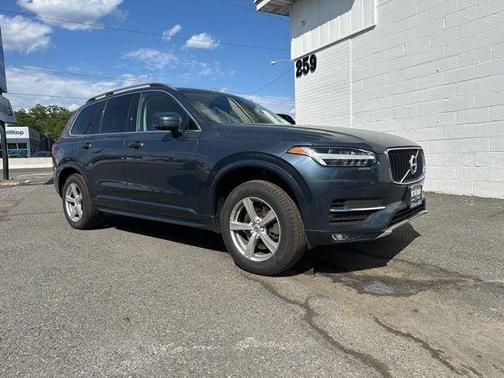 Denim Blue Metallic 2019 Volvo XC90 T5 Momentum