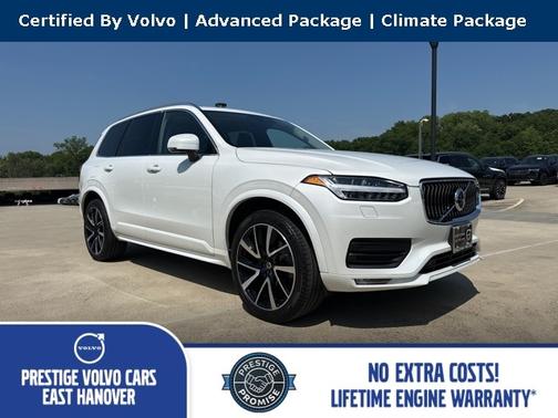 2022 Volvo XC90 T6 AWD Momentum 7 Seater