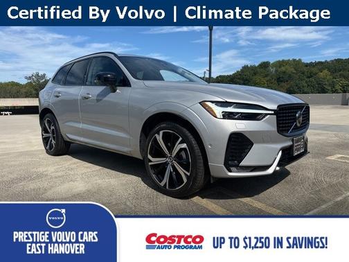 2023 Volvo XC60 B5 AWD Ultimate Dark