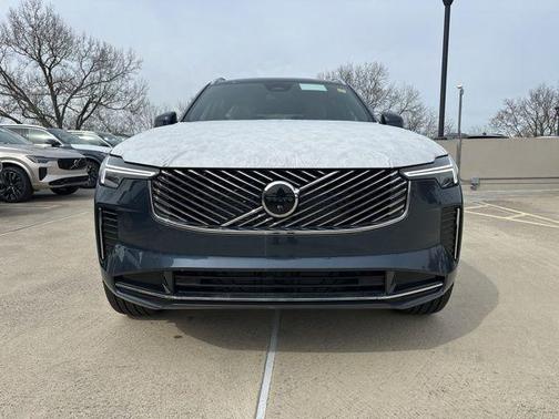 Denim Blue Metallic 2026 Volvo XC90 B6 Plus 7-Seater