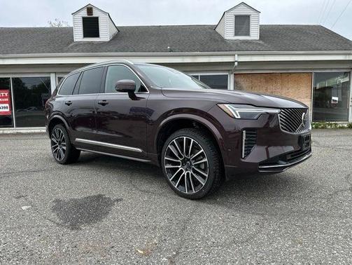 Mulberry Red 2026 Volvo XC90 B6 Plus 7-Seater
