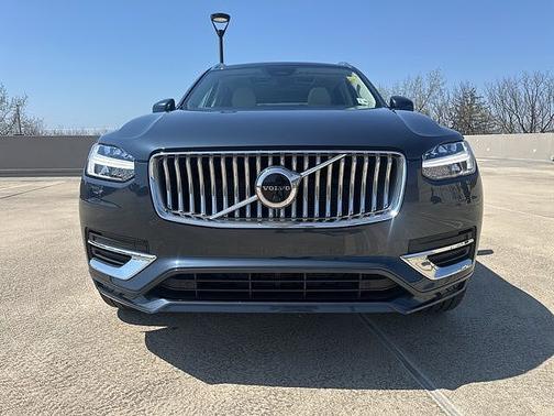 Denim Blue 2023 Volvo XC90 Plus