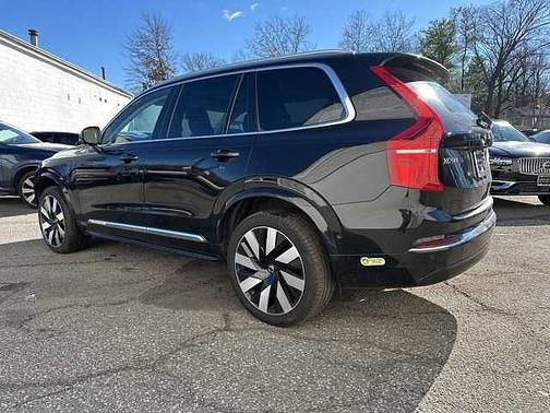 2024 Volvo XC90 Plus