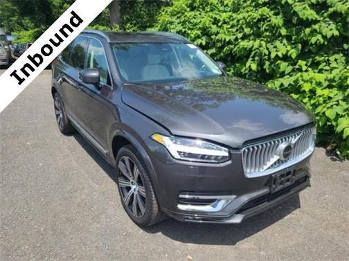 2024 Volvo XC90 B6 Ultimate Bright 7-Seater